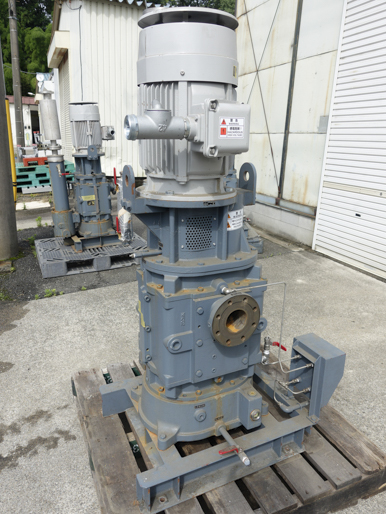 縦型<br>ドライ<br>真空ポンプ