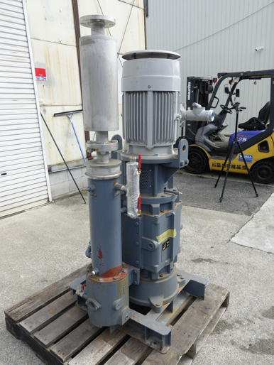 縦型<br>ドライ<br>真空ポンプ