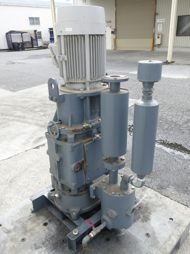 縦型<br>ドライ<br>真空ポンプ