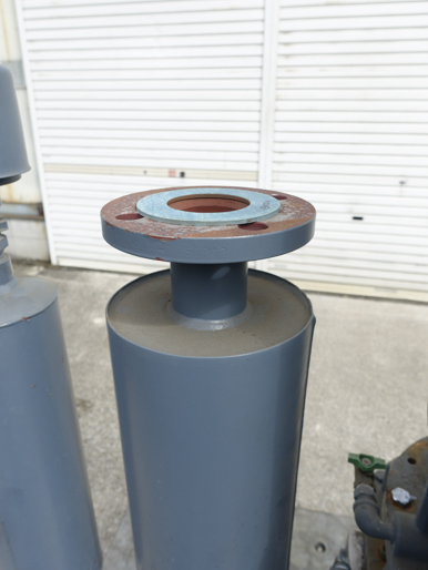 縦型<br>ドライ<br>真空ポンプ