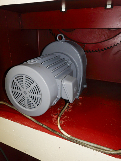 V型混合機<br><br>V型ミキサー