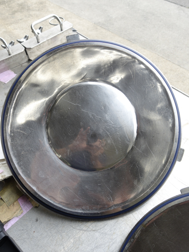 V型混合機<br><br>V型ミキサー