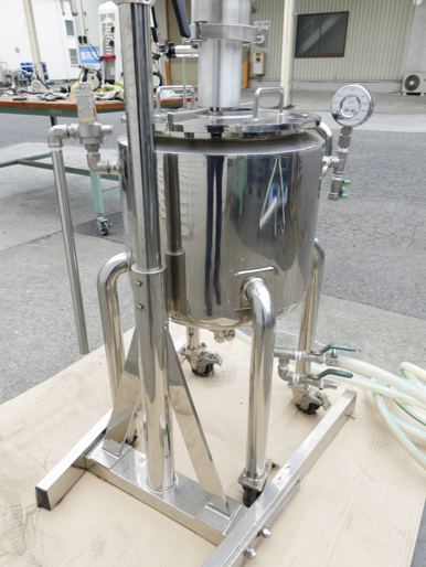 ホモミキサー<br>＆<br>ジャケット付タンク