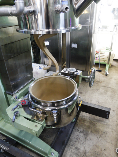 混合撹拌機<br><br>万能混合撹拌機