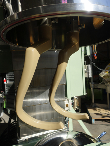 混合撹拌機<br><br>万能混合撹拌機