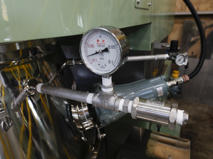 混合撹拌機<br><br>万能混合撹拌機