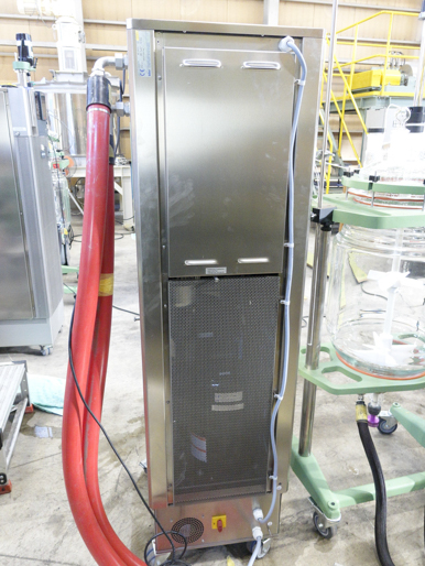 【1】<br>ガラス反応釜<br><br>精密温調器