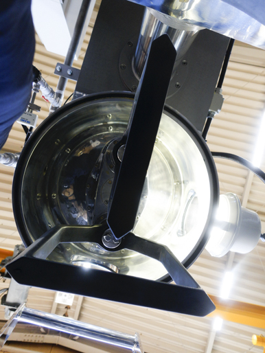 プラネタリーミキサー<br><br>ラムプレス付き