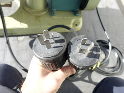 混合撹拌機<br><br>万能混合撹拌機