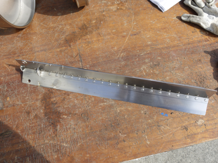 【1】<br>円筒縦型<br>超高速遠心分離機<br><br>シャープレス