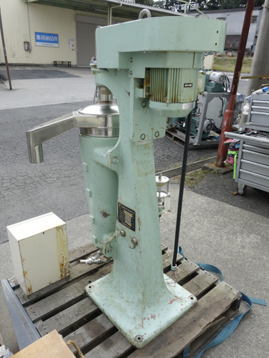 【1】<br>円筒縦型<br>超高速遠心分離機<br><br>シャープレス