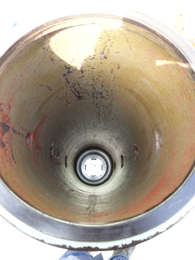 【1】<br>円筒縦型<br>超高速遠心分離機<br><br>シャープレス