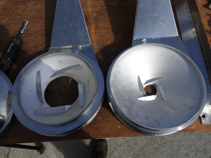 【2】<br>円筒縦型<br>超高速遠心分離機<br><br>シャープレス