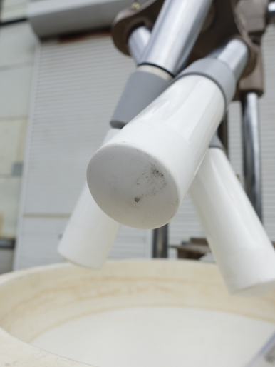 3軸<br>ニットー<br>自動乳鉢<br><br>ライカイ機<br><br>擂潰機