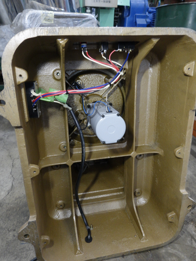 3軸<br>ニットー<br>自動乳鉢<br><br>ライカイ機<br><br>擂潰機