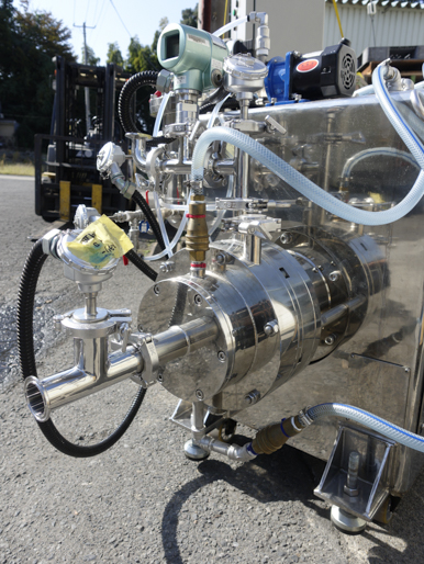 メディアレス<br>高速回転分散機<br><br>乳化機<br><br>チータ CPM