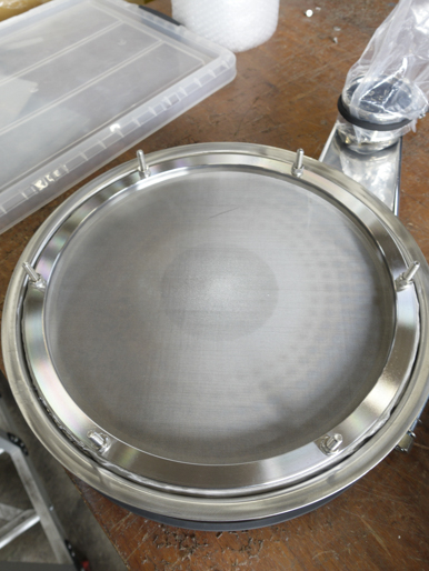 佐藤式<br>円形振動<br>ふるい機