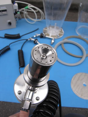 流動層造粒乾燥機<br>マルチプレックス<br>グラニュレーター<br>テスト機