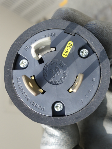 爆発放散口<br>(ベント)付き<br>箱型棚段式<br>熱風乾燥機<br><br>