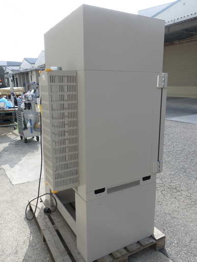 爆発放散口<br>(ベント)付き<br>箱型棚段式<br>熱風乾燥機<br><br>