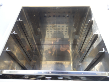 真空定温乾燥器<br><br>真空<br>箱型棚段式<br>乾燥機