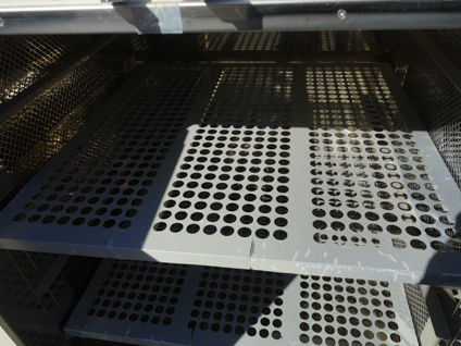 恒温器<br><br>箱型棚段式<br>熱風乾燥機<br><br>（爆発放散口）