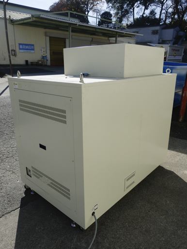 恒温器<br><br>箱型棚段式<br>熱風乾燥機<br><br>（爆発放散口）