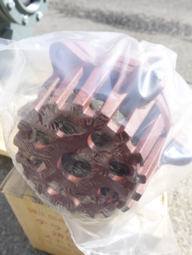 新古品<br>自吸式<br>渦巻きポンプ