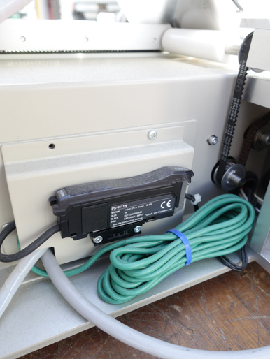 パウチラベラー<br>（袋ラベラー）