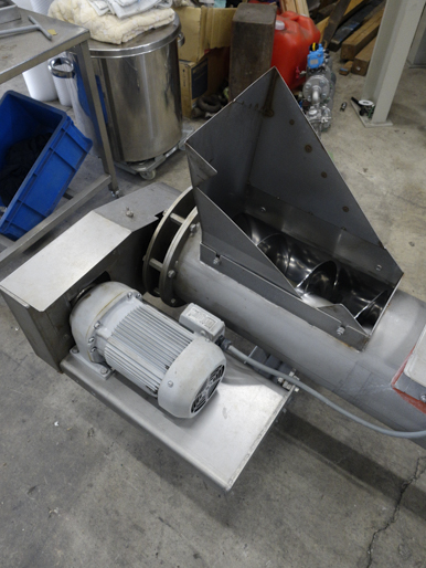 ステンレス<br>スクリューコンベアー