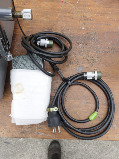 自働分注器<br><br>充填機